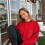 Estudiante de arquitectura que ofrece clases particulares online o presencial desde primaria hasta bachillerato